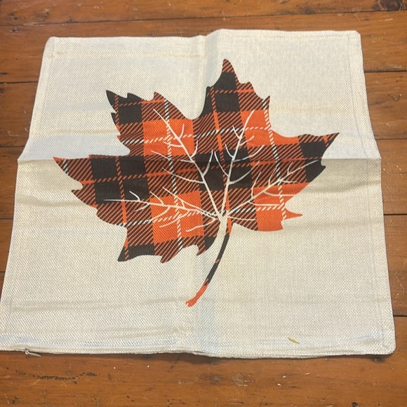 Fall Decorations Pillow Covers - Picture 3 of 4